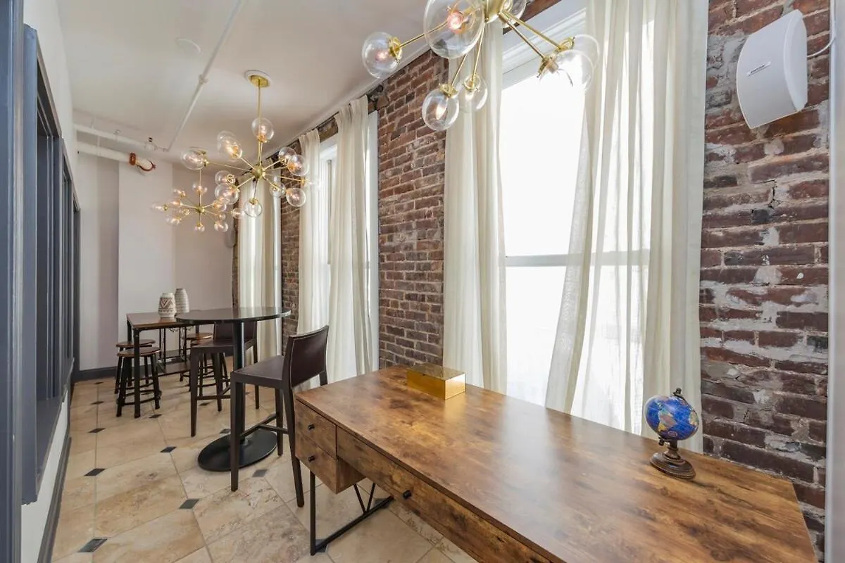 Casa vacanze Villa 2 Chic Lofts Right On Broadway Strip Sleeps 10 Nashville